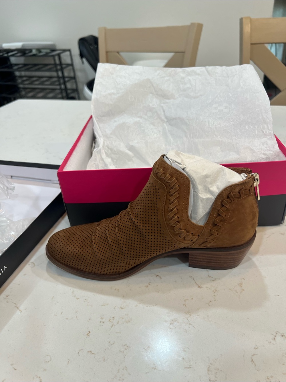 Vince Camuto Palmina brown Suede Booties